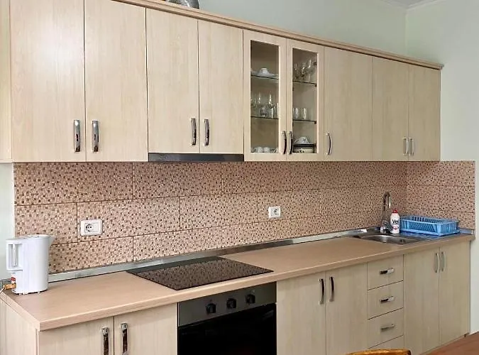 Your Tidy & Affordable Base In Tirane! 公寓 *