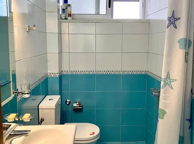 Your Tidy & Affordable Base In Tirane! 公寓